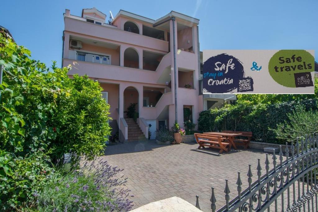 Apartment Tim Zadar Eksteriør billede